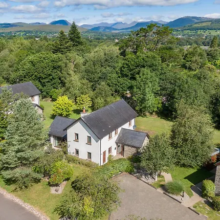Kenmare Home Sleeps 8 With Use Of Hotel Pool Kenmare