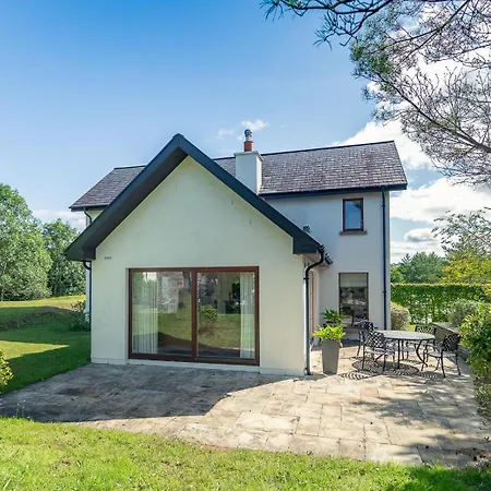 Kenmare Home Sleeps 8 With Use Of Hotel Pool * Kenmare