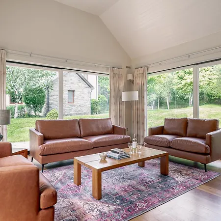 Kenmare Home Sleeps 8 With Use Of Hotel Pool Casa vacanze Kenmare