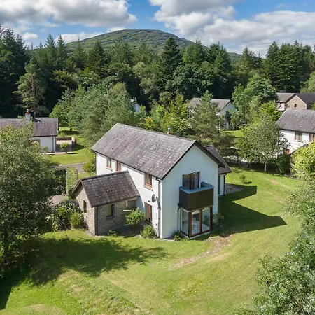 Kenmare Home Sleeps 8 With Use Of Hotel Pool *
